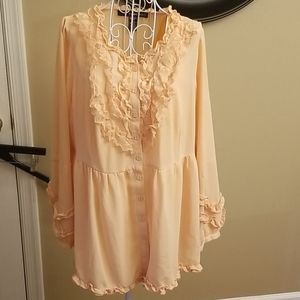 🌻Peach ruffled top